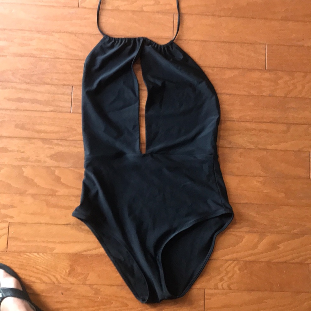 New with tags aerie swimsuit.